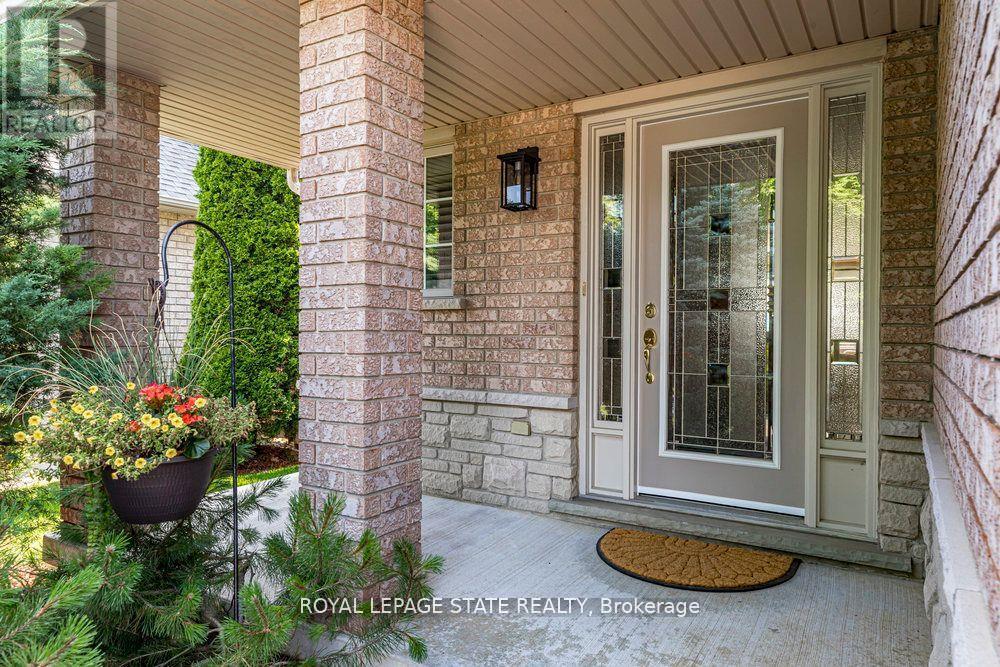 42 Archer Way, Hamilton, Ontario  L0R 1W0 - Photo 5 - X12406745