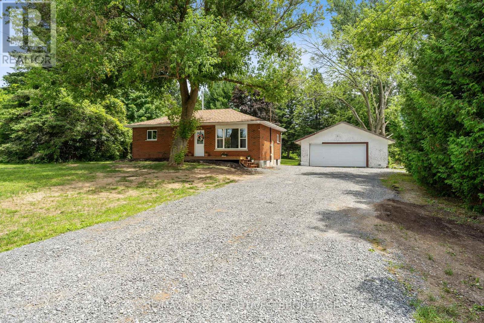 5212 WILMER ROAD, South Frontenac, Ontario