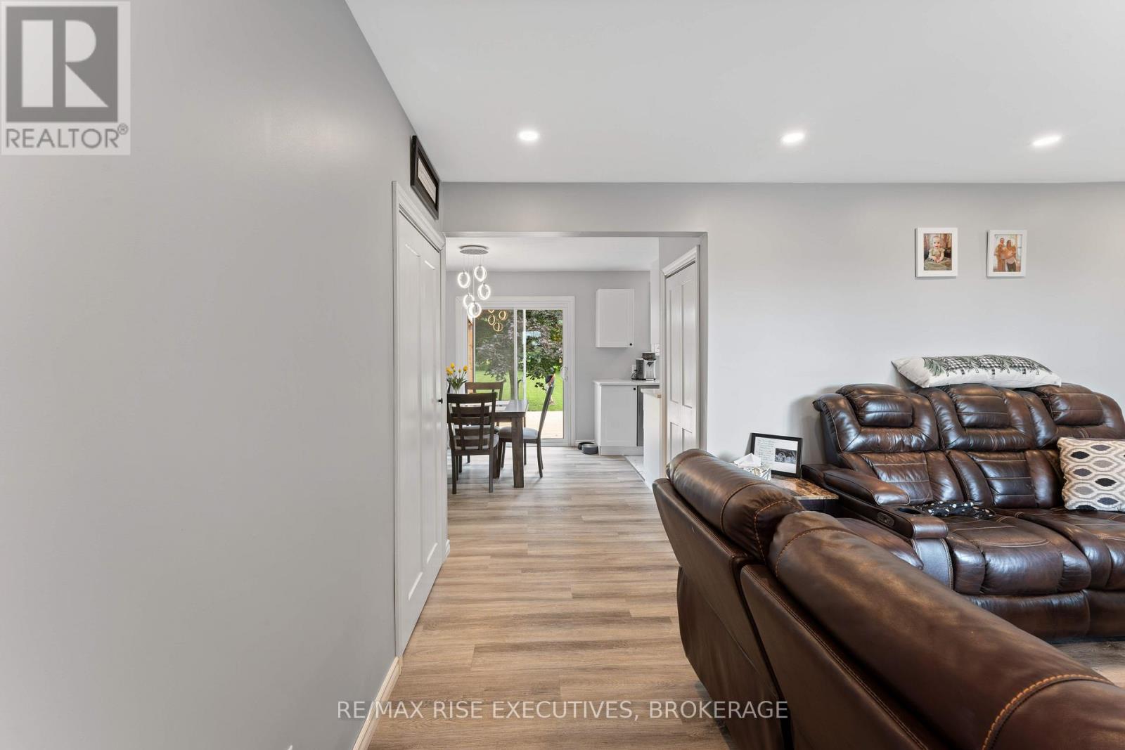 5212 Wilmer Road, South Frontenac, Ontario  K0H 2L0 - Photo 12 - X12406872
