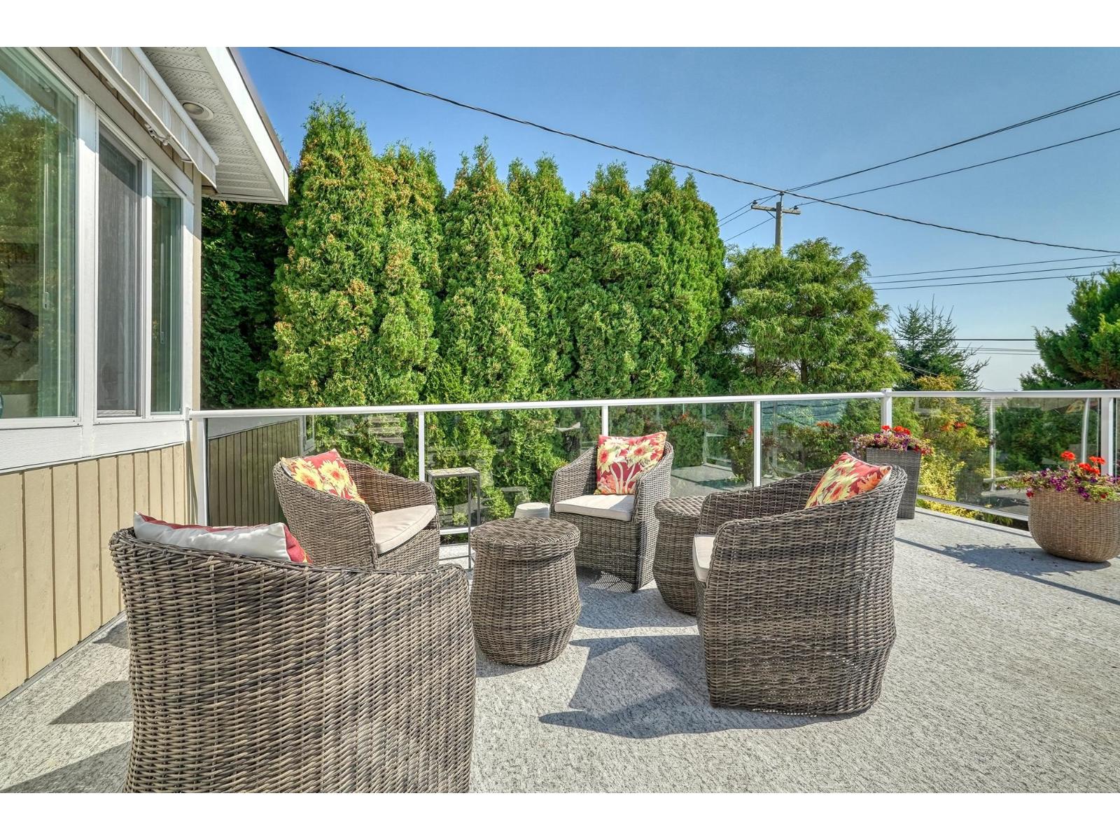 14937 Buena Vista Avenue, White Rock, British Columbia  V4B 1X5 - Photo 13 - R3048386