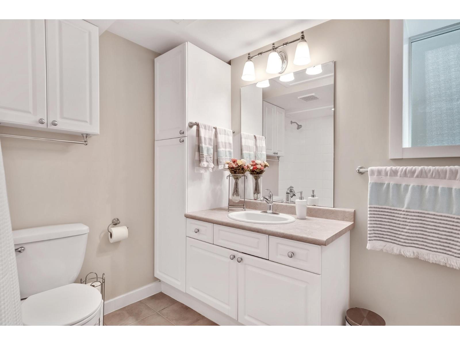 14937 Buena Vista Avenue, White Rock, British Columbia  V4B 1X5 - Photo 30 - R3048386