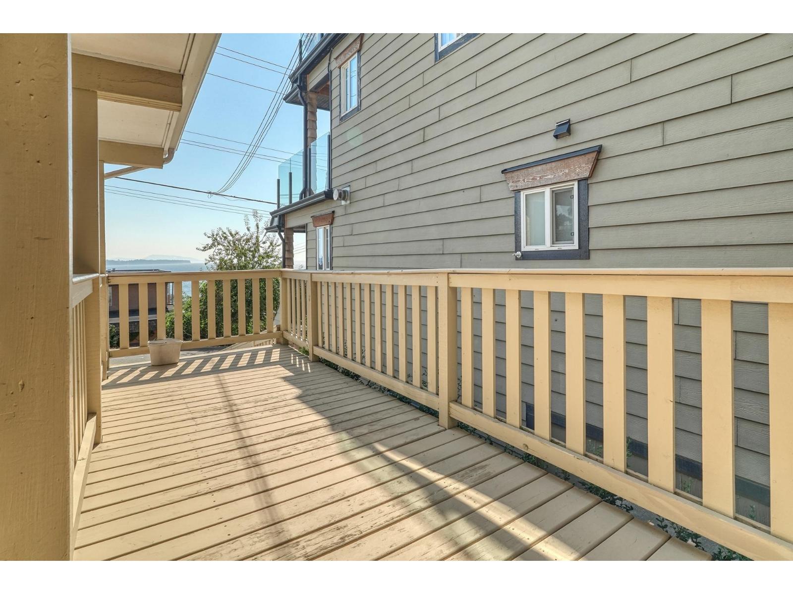 14937 Buena Vista Avenue, White Rock, British Columbia  V4B 1X5 - Photo 33 - R3048386