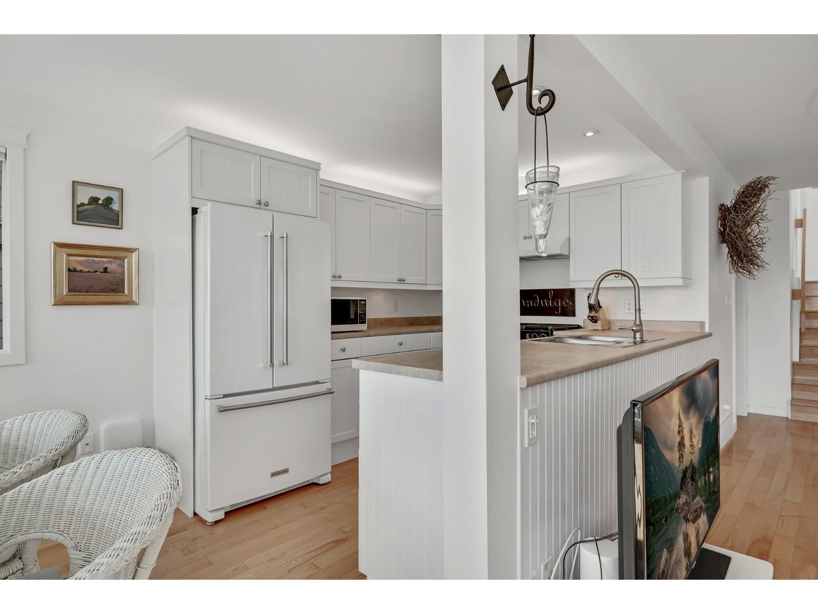 14937 Buena Vista Avenue, White Rock, British Columbia  V4B 1X5 - Photo 5 - R3048386