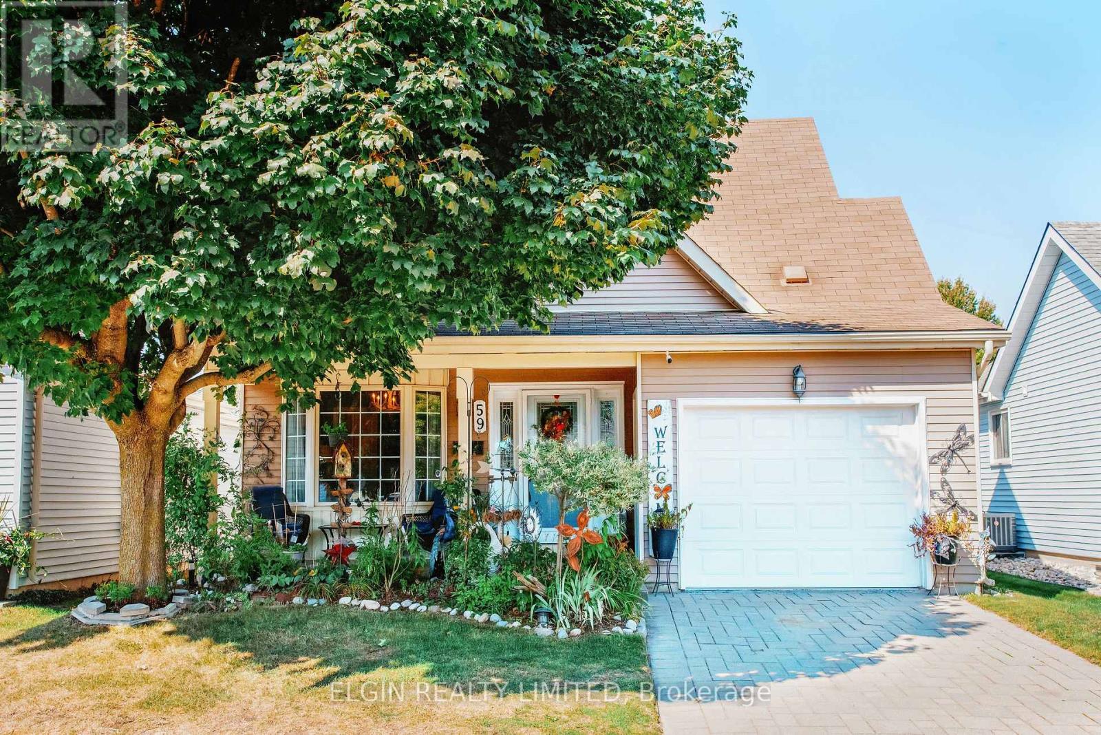 59 Wilkins Crescent, Tillsonburg, Ontario  N4G 5M5 - Photo 1 - X12407019