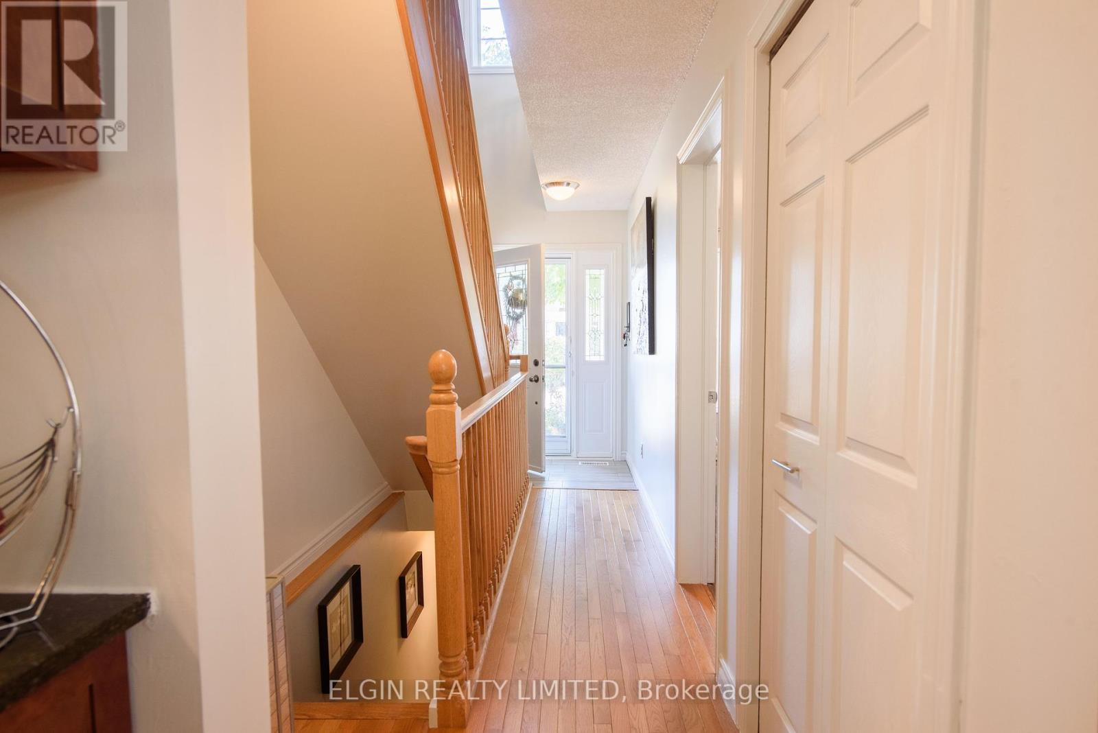 59 Wilkins Crescent, Tillsonburg, Ontario  N4G 5M5 - Photo 7 - X12407019
