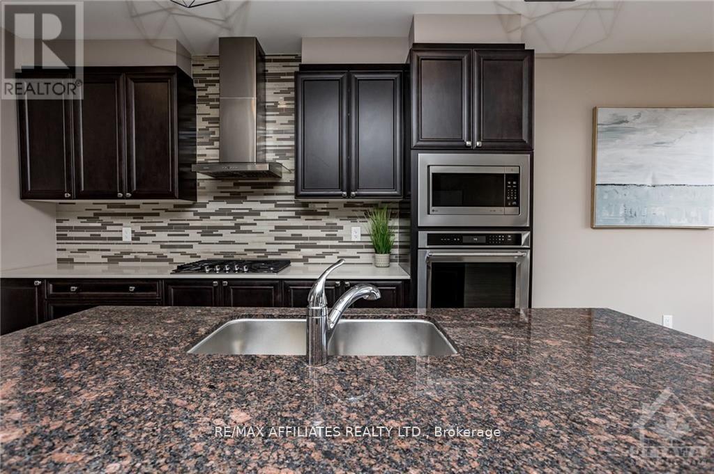 226 Cranesbill Road, Ottawa, Ontario  K2S 1B9 - Photo 10 - X12406884