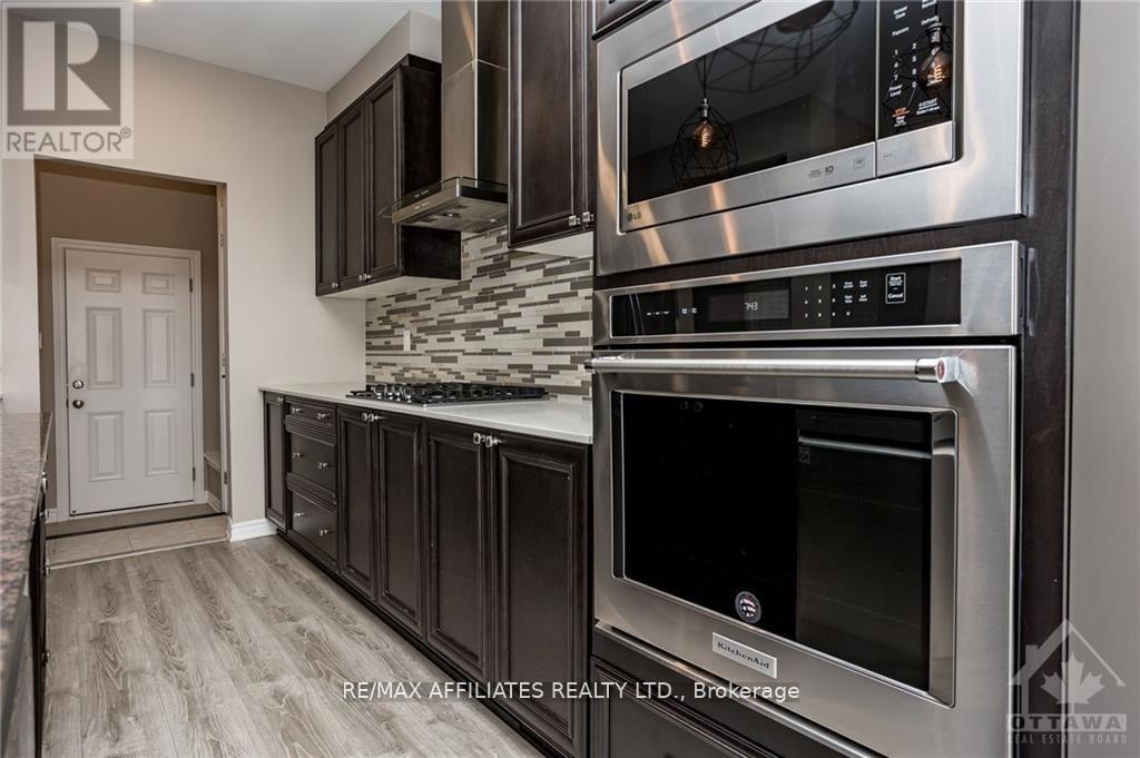226 Cranesbill Road, Ottawa, Ontario  K2S 1B9 - Photo 11 - X12406884