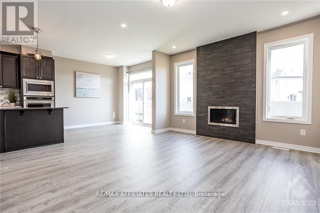 226 Cranesbill Road, Ottawa, Ontario  K2S 1B9 - Photo 6 - X12406884