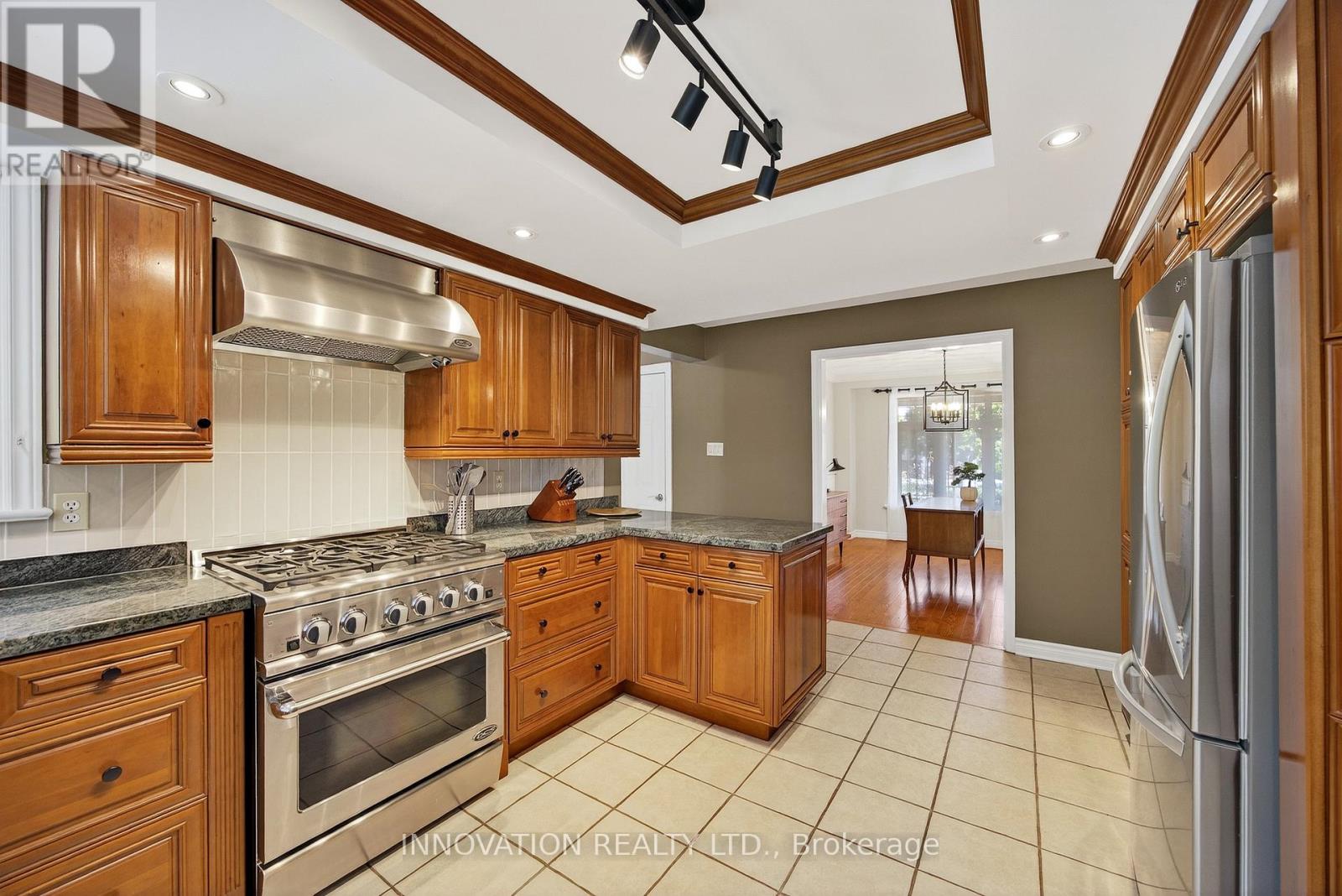5558 South Island Park Drive, Ottawa, Ontario  K4M 1J2 - Photo 21 - X12406906