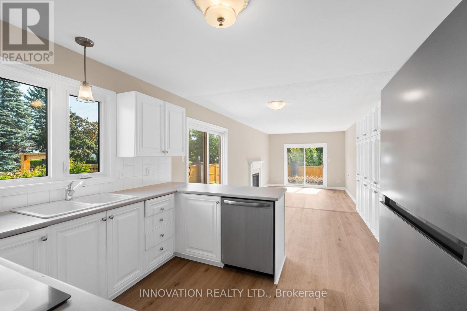 23 Havenwood Trail, Ottawa, Ontario  K2S 1C9 - Photo 11 - X12406954