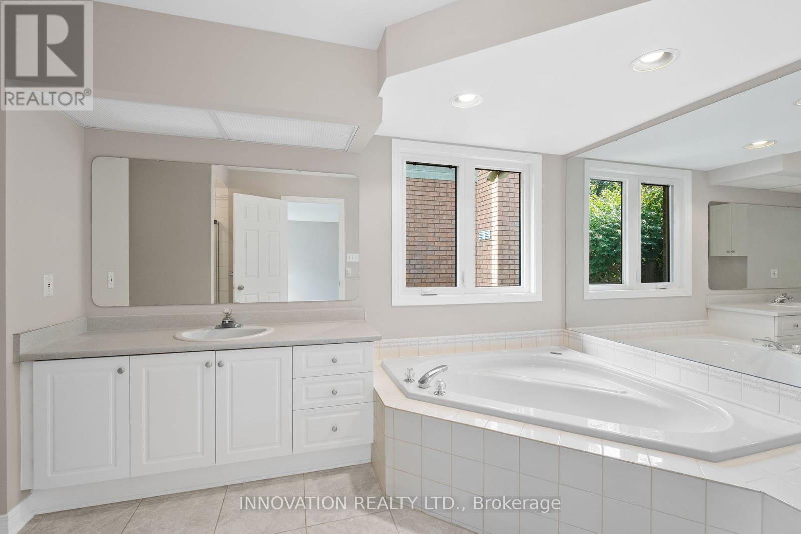23 Havenwood Trail, Ottawa, Ontario  K2S 1C9 - Photo 29 - X12406954