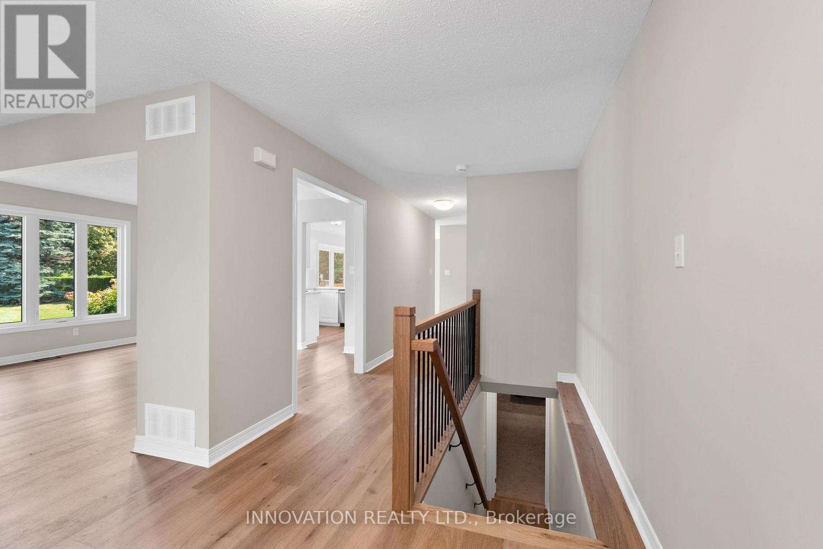23 Havenwood Trail, Ottawa, Ontario  K2S 1C9 - Photo 3 - X12406954