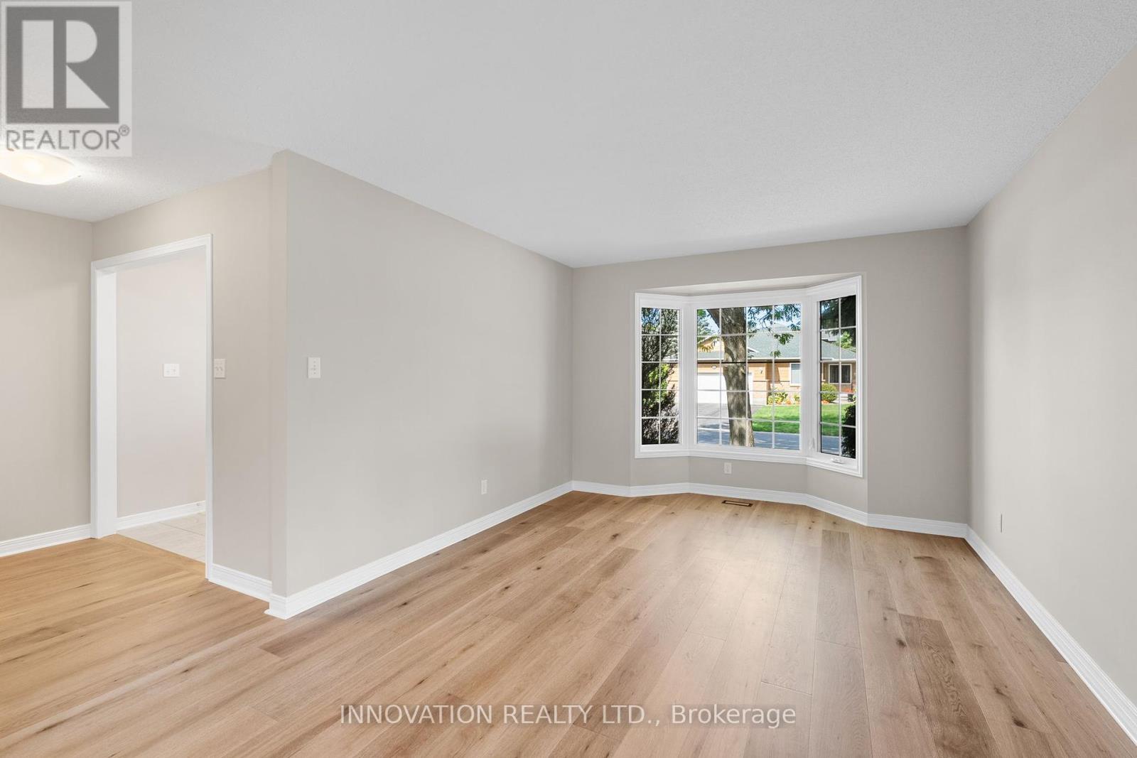 23 Havenwood Trail, Ottawa, Ontario  K2S 1C9 - Photo 6 - X12406954
