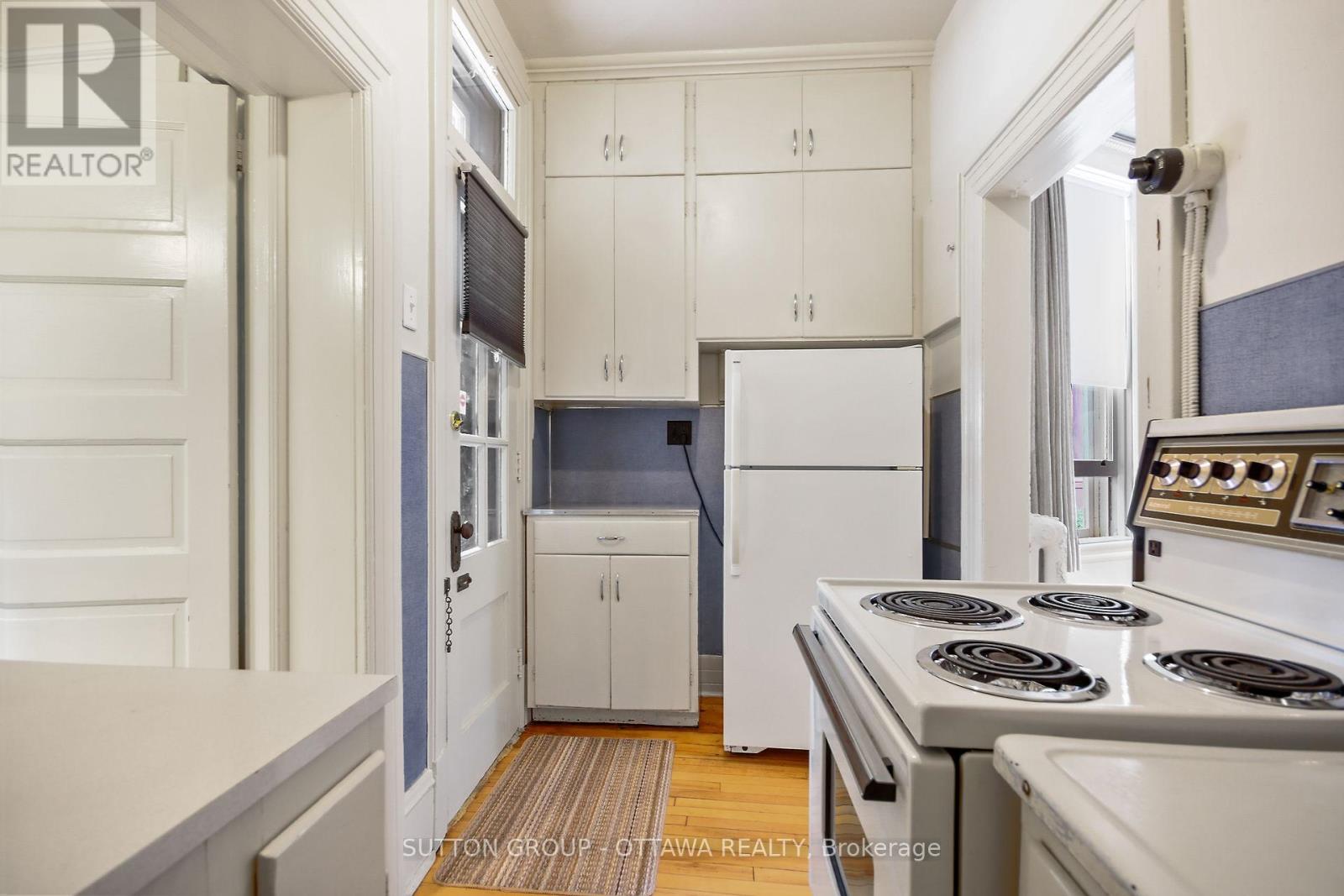 124 Fourth Avenue, Ottawa, Ontario  K1S 2L4 - Photo 11 - X12406973