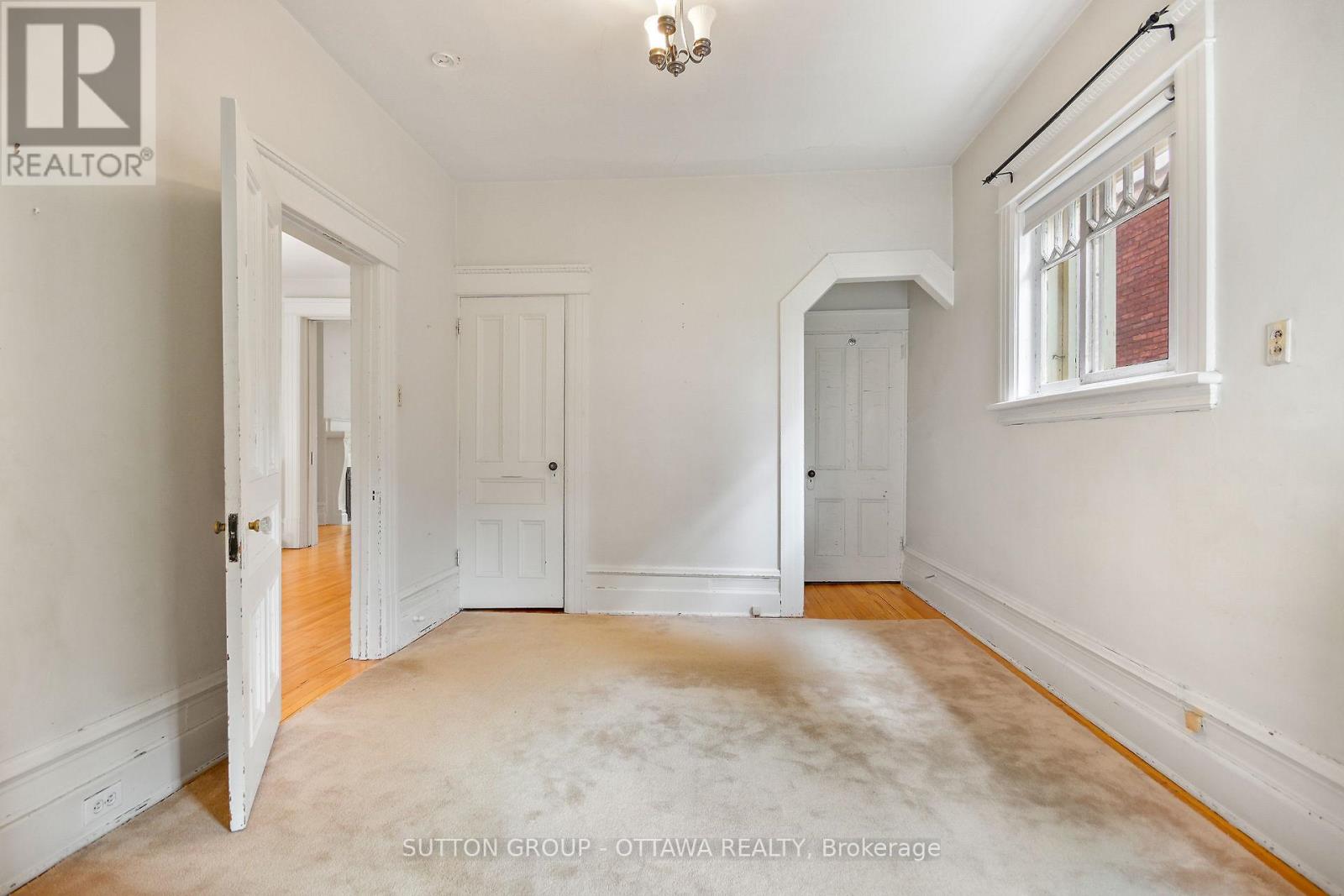 124 Fourth Avenue, Ottawa, Ontario  K1S 2L4 - Photo 14 - X12406973