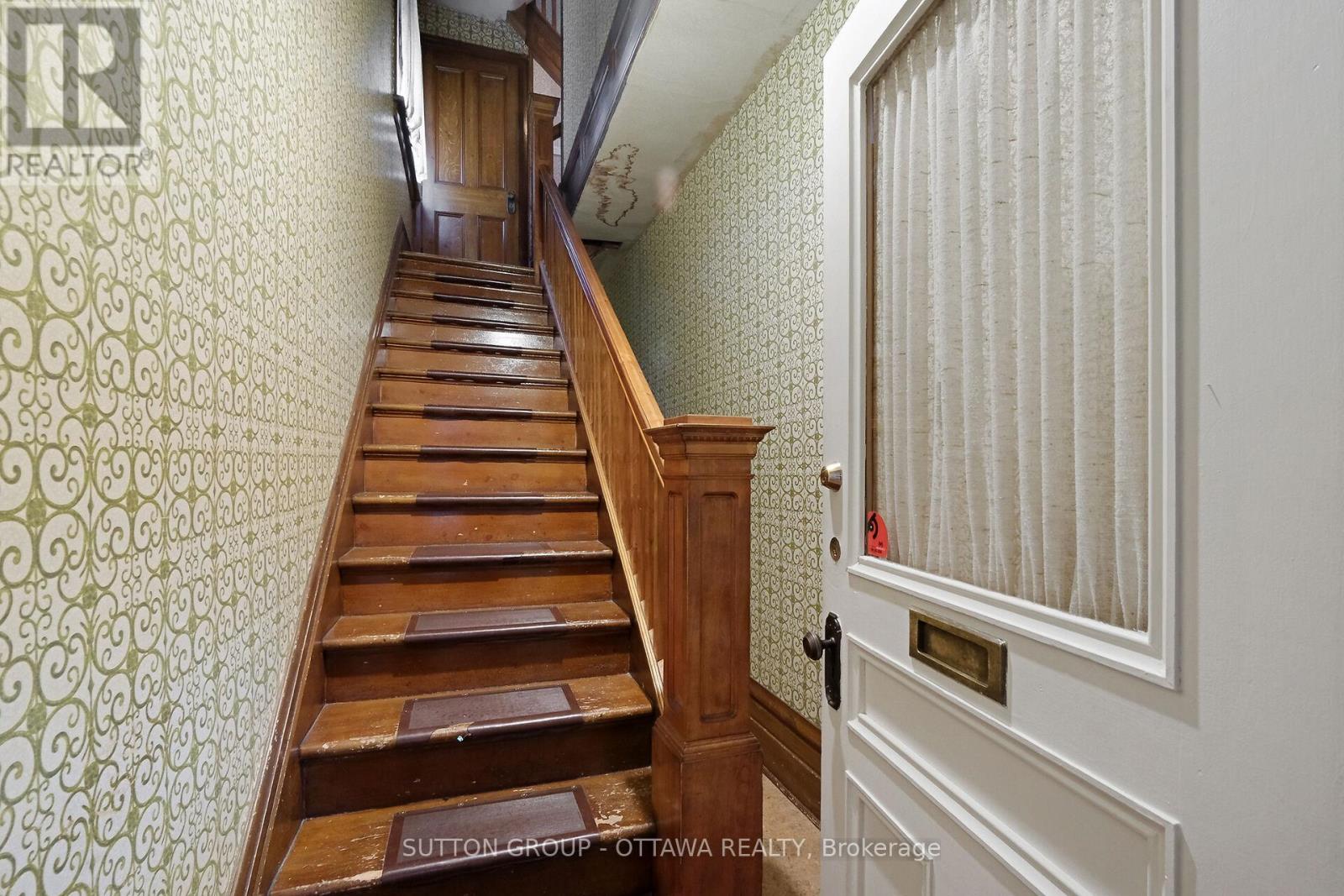 124 Fourth Avenue, Ottawa, Ontario  K1S 2L4 - Photo 17 - X12406973
