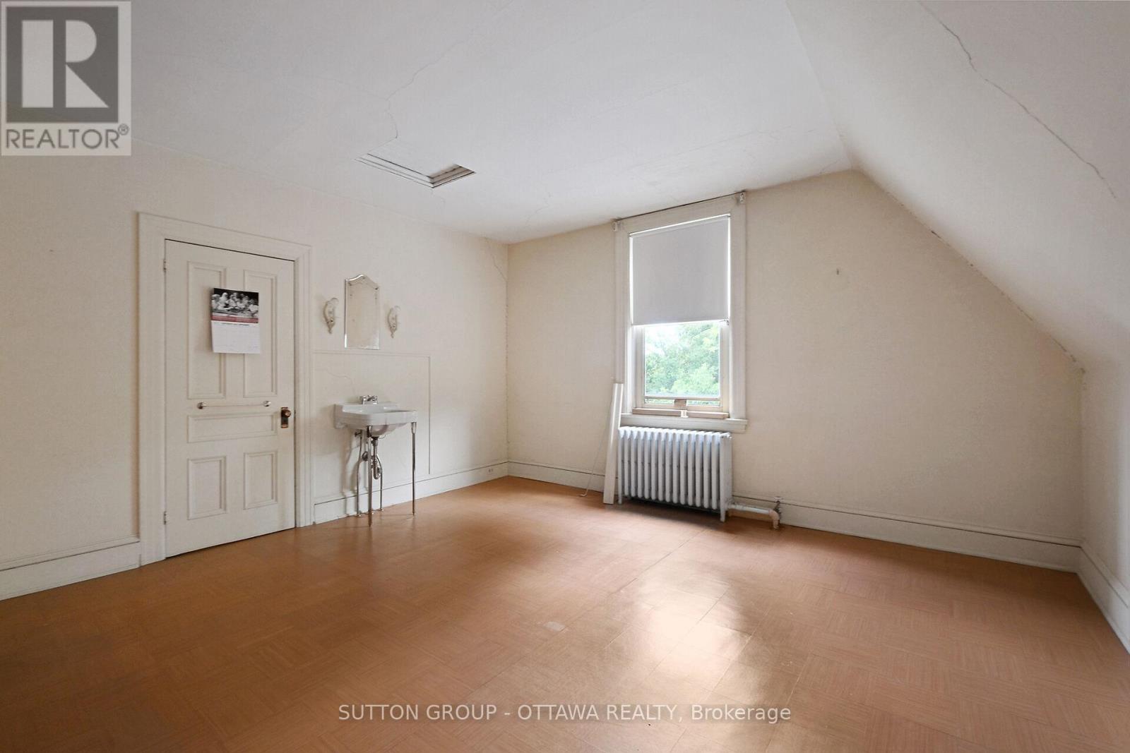 124 Fourth Avenue, Ottawa, Ontario  K1S 2L4 - Photo 43 - X12406973