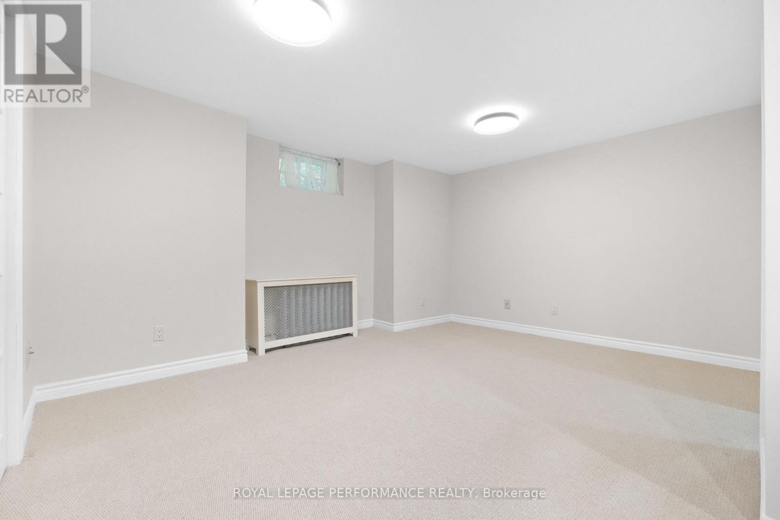 345 Third Avenue, Ottawa, Ontario  K1S 2K4 - Photo 35 - X12407007