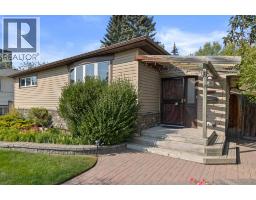2224 24 Avenue NW Banff Trail