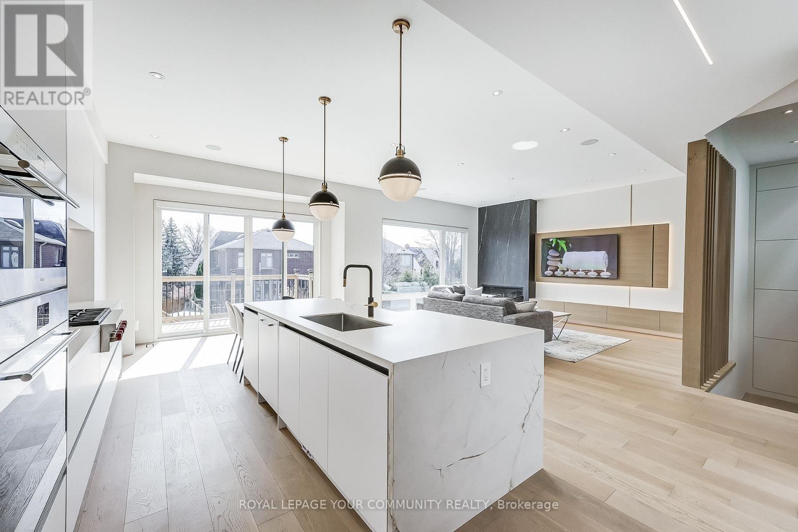 131 Poyntz Avenue, Toronto, Ontario  M2N 1J3 - Photo 16 - C12406793