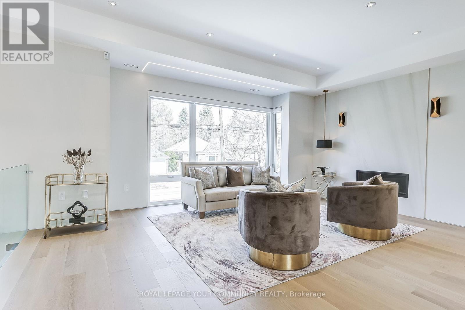 131 Poyntz Avenue, Toronto, Ontario  M2N 1J3 - Photo 6 - C12406793