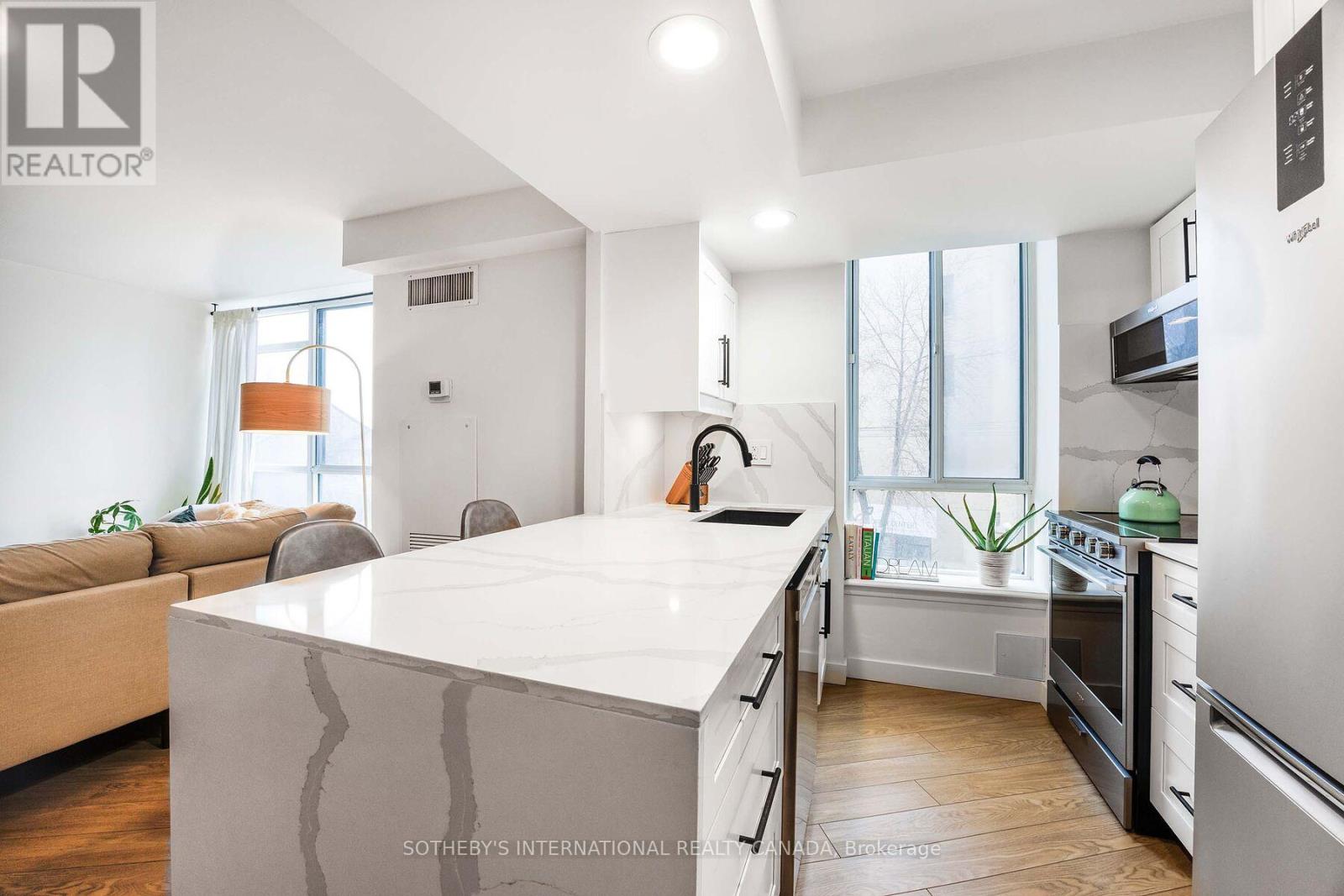 213 - 801 King Street W, Toronto, Ontario  M5V 3C9 - Photo 14 - C12406817