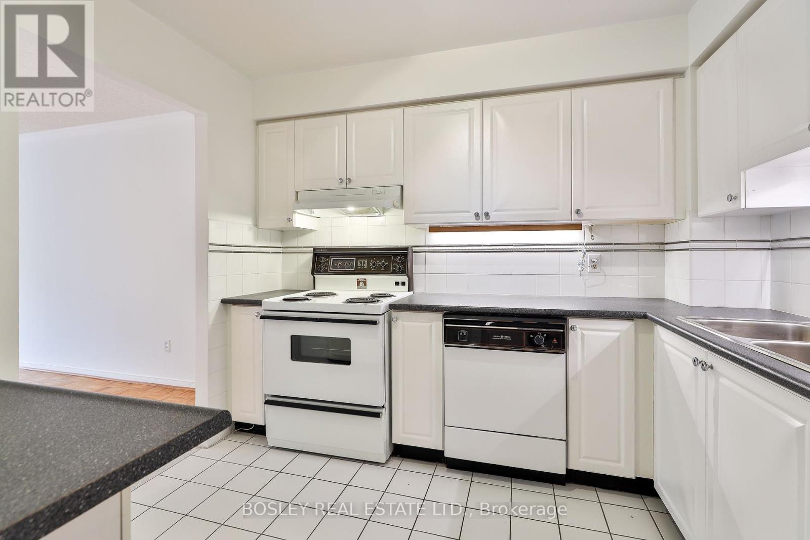 306 - 928 Millwood Road, Toronto, Ontario  M4G 1X3 - Photo 10 - C12406831