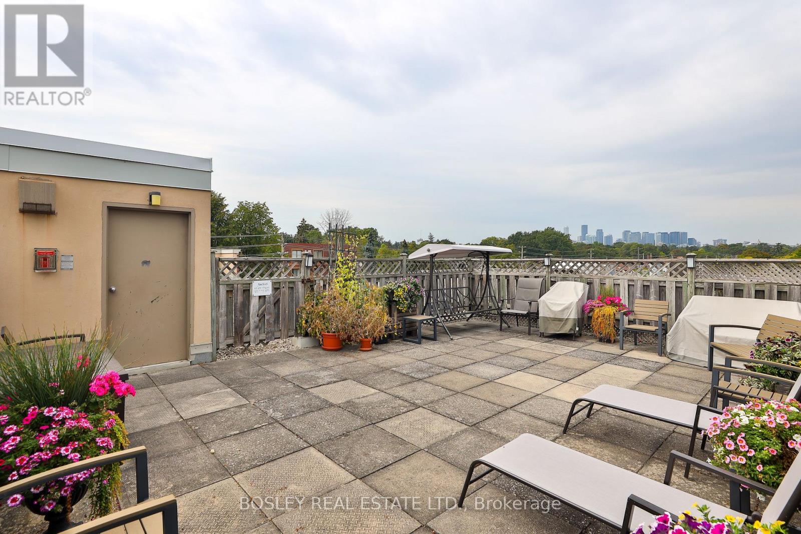306 - 928 Millwood Road, Toronto, Ontario  M4G 1X3 - Photo 29 - C12406831