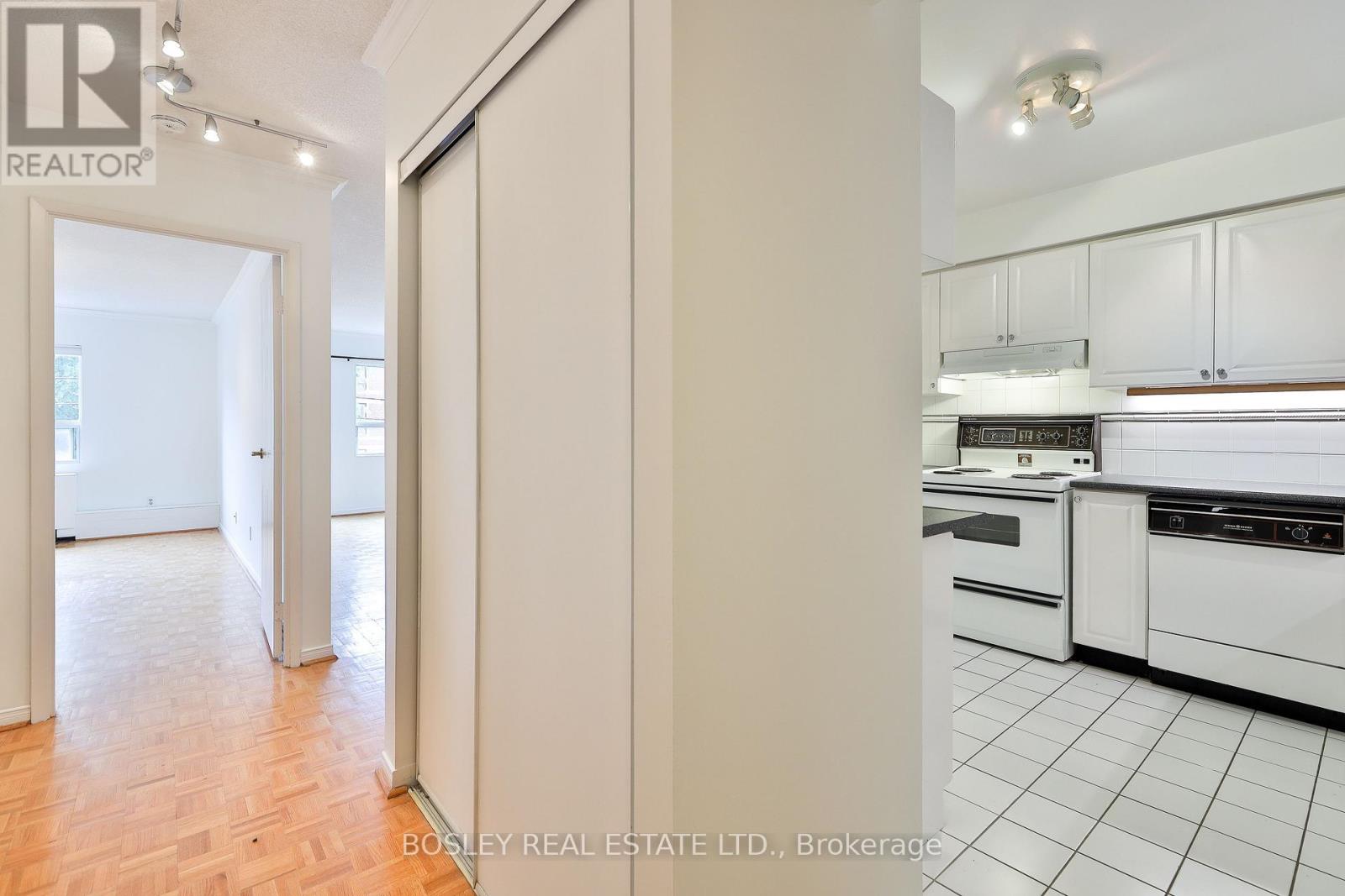 306 - 928 Millwood Road, Toronto, Ontario  M4G 1X3 - Photo 9 - C12406831