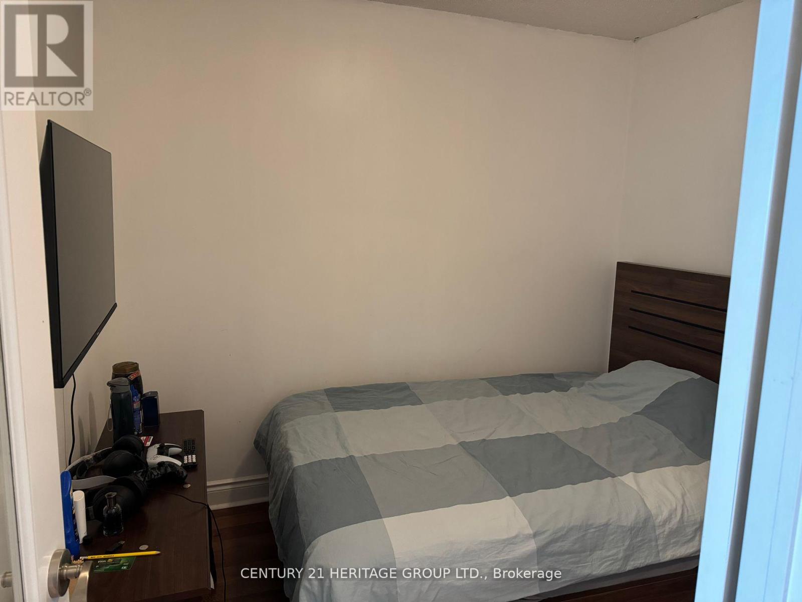 2416 - 25 Greenview Avenue, Toronto, Ontario  M2M 0A5 - Photo 13 - C12406846