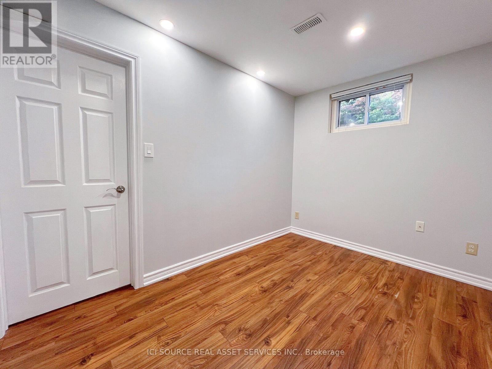 Bsmt - 75 Rowatson Road, Toronto, Ontario  M1E 1K3 - Photo 10 - E12406771
