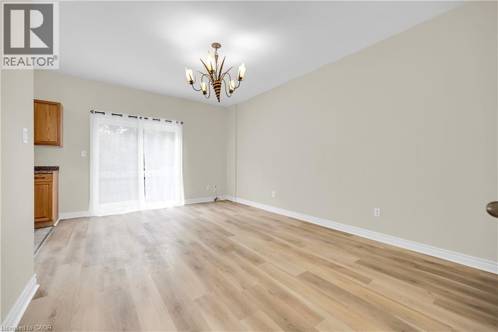 27a Walnut Street, St. Catharines, Ontario  L2T 1H6 - Photo 6 - 40735344