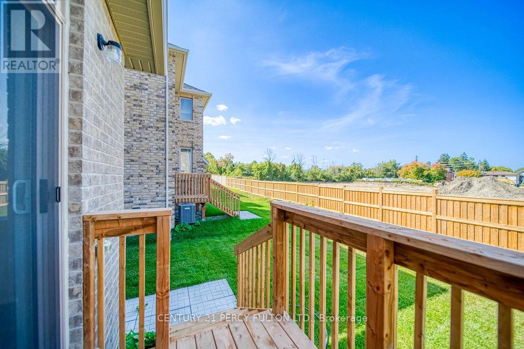 1350 Davis Loop, Innisfil (Lefroy), Ontario  L0L 1W0 - Photo 25 - N12406652