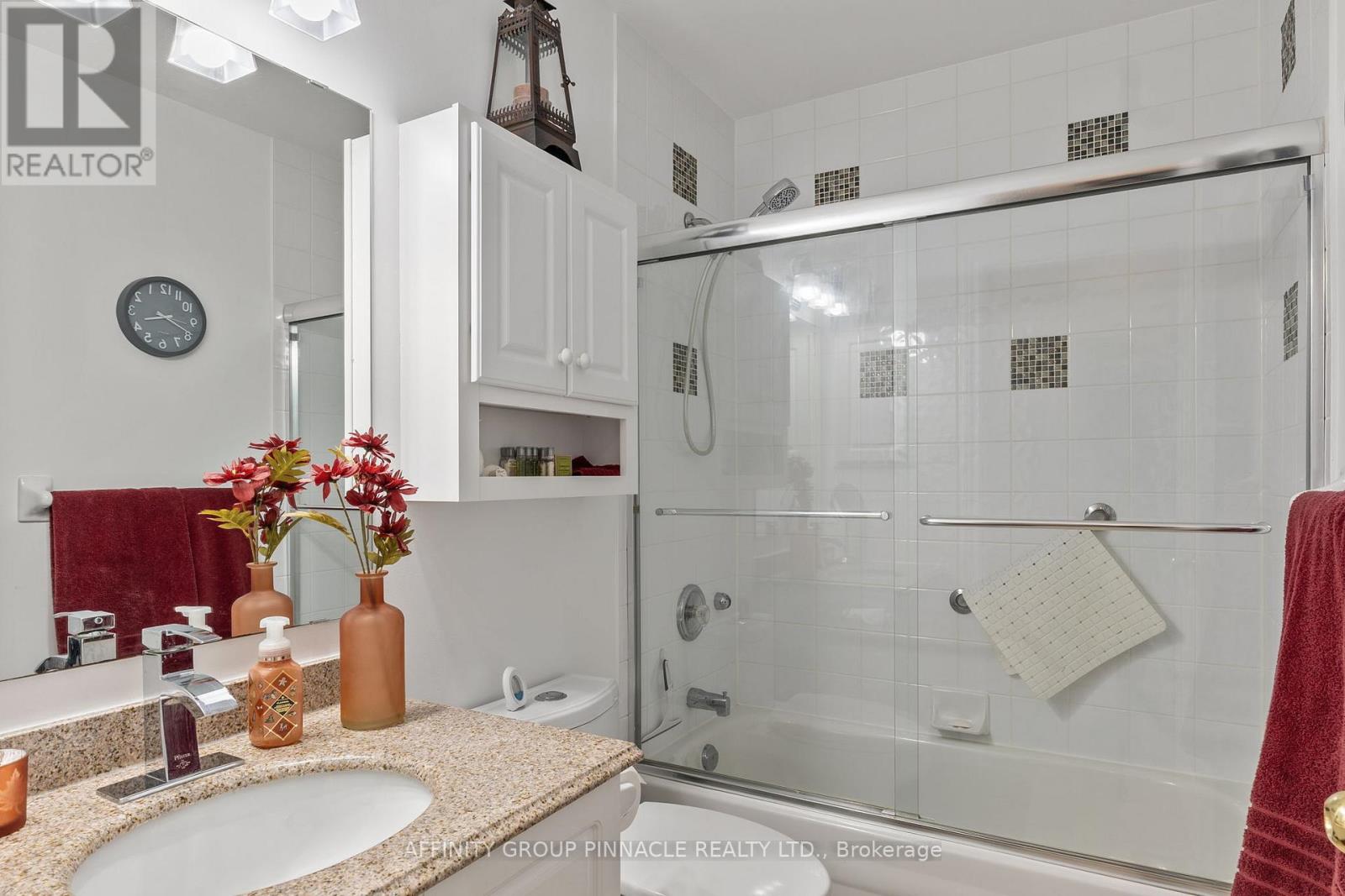 17 Wood Court, Kawartha Lakes, Ontario  K9V 6J4 - Photo 19 - X12407027