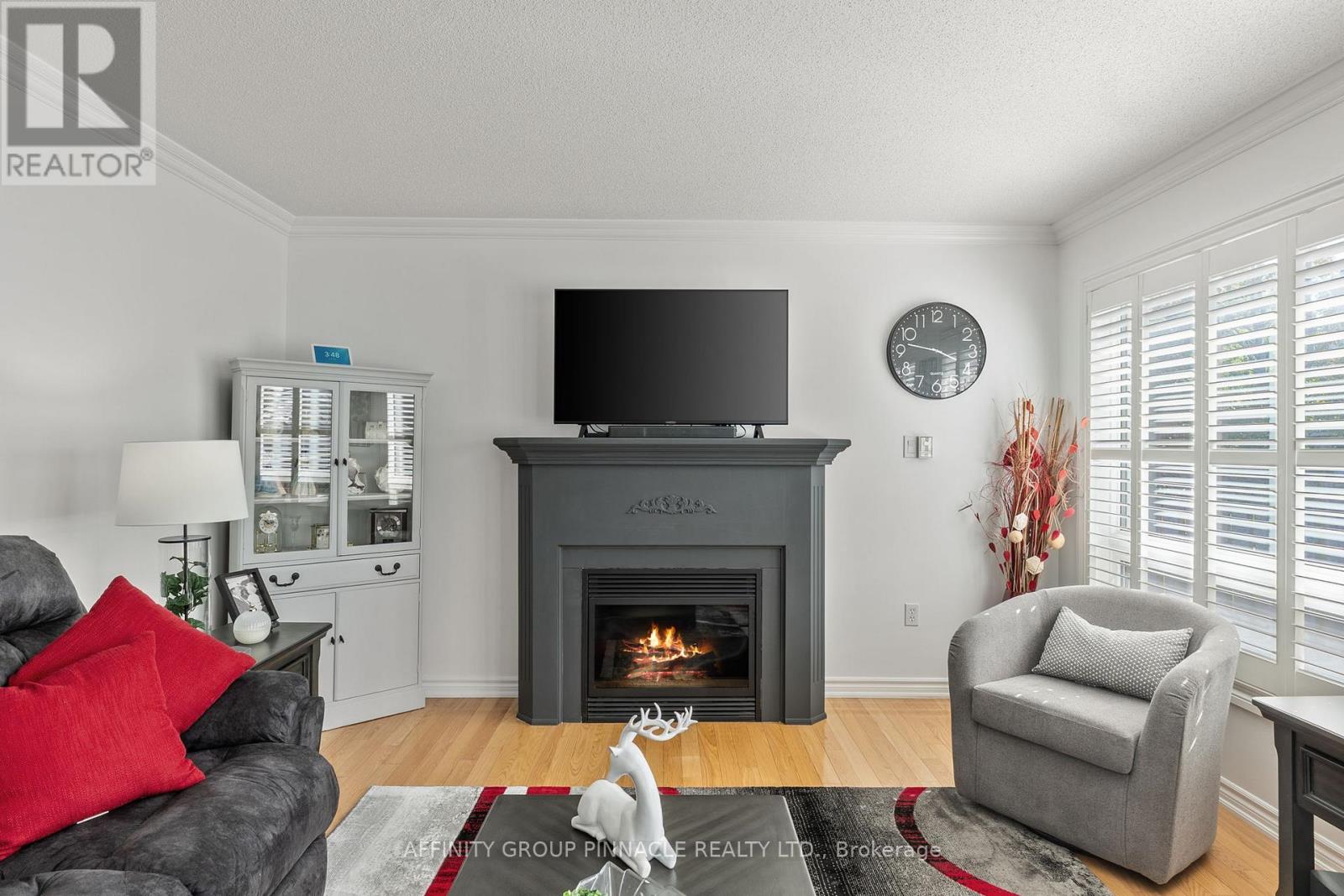 17 Wood Court, Kawartha Lakes, Ontario  K9V 6J4 - Photo 9 - X12407027