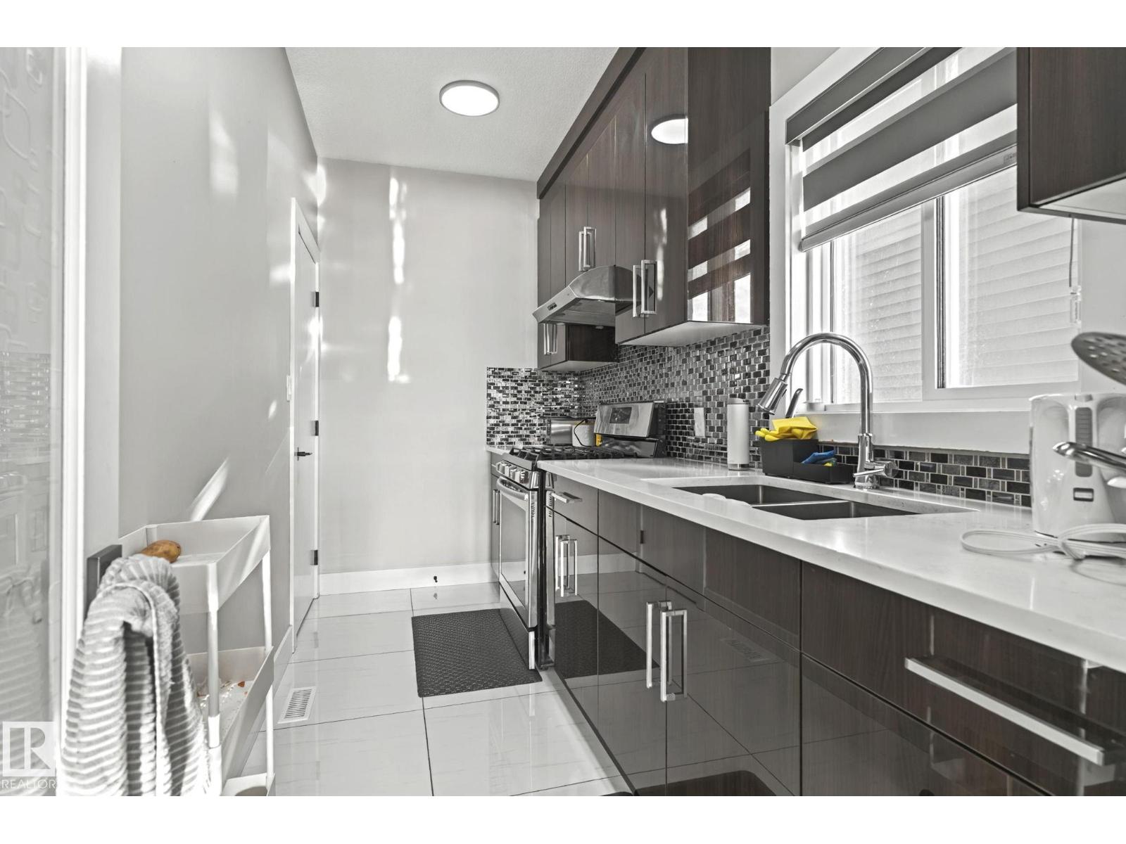 4119 7 Av Sw, Edmonton, Alberta  T6X 2J2 - Photo 21 - E4457971