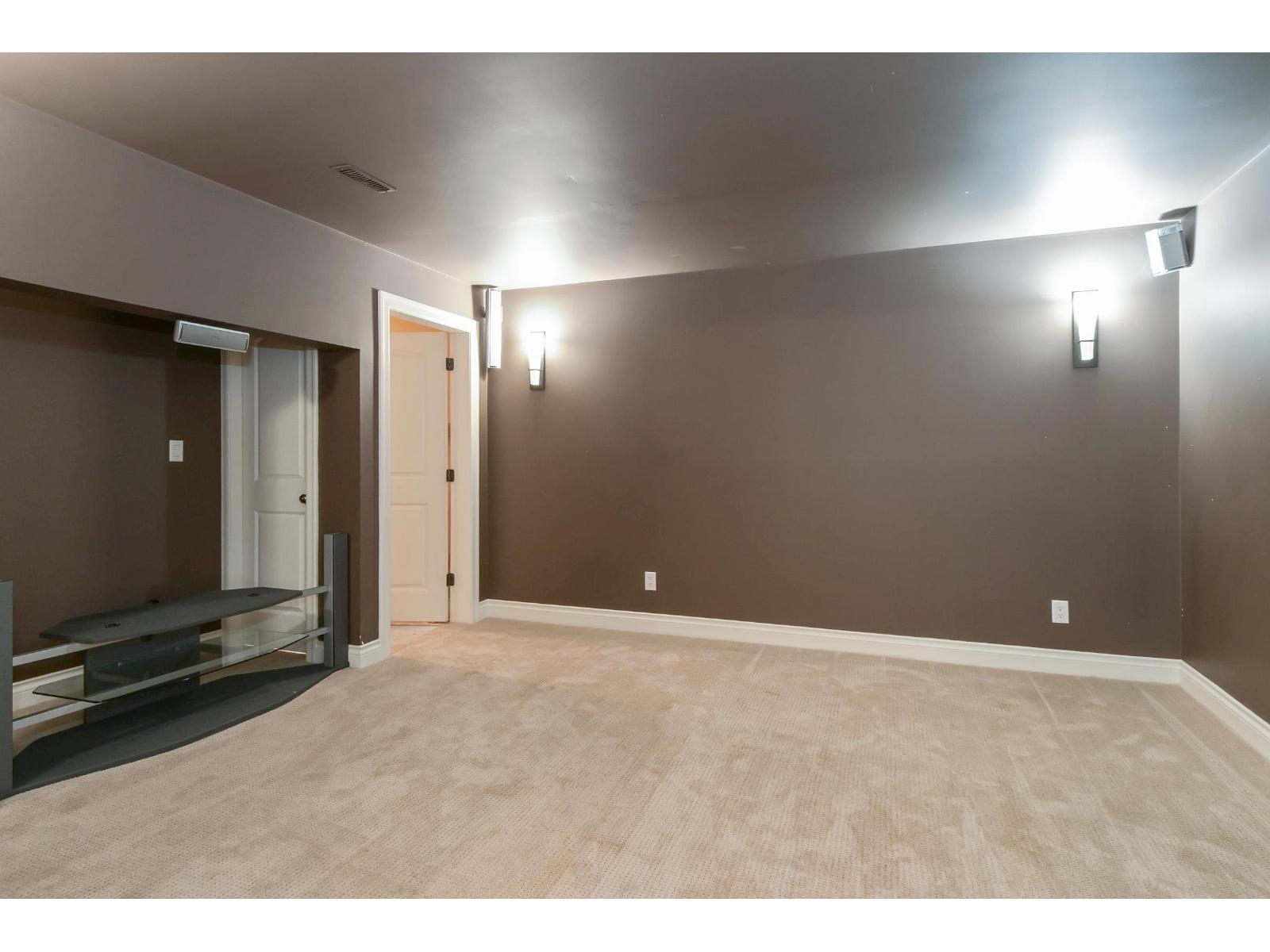 19089 68b Avenue, Surrey, British Columbia  V4N 5P5 - Photo 26 - R3047536