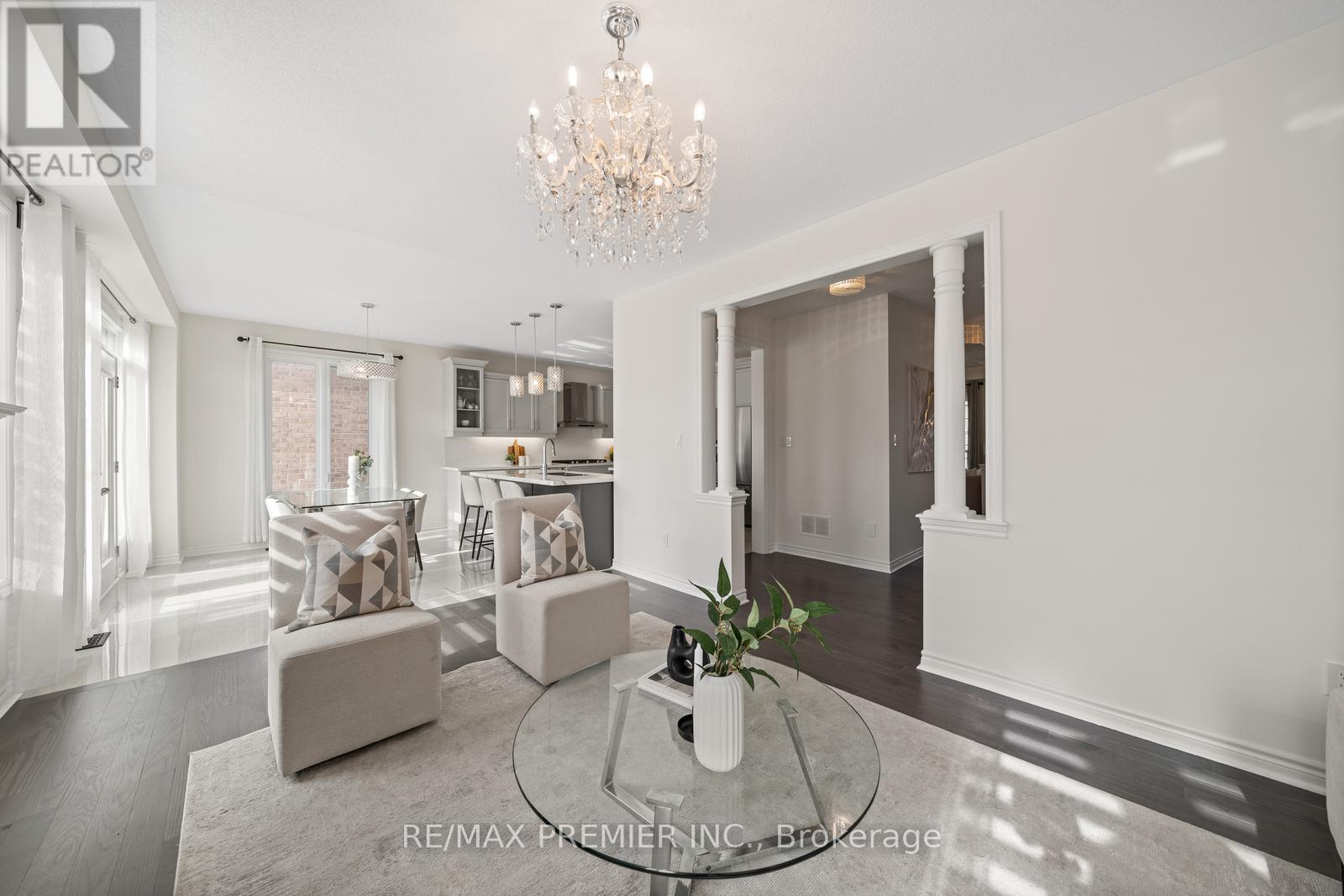 30 Bannockburn Drive, Vaughan, Ontario  L4H 4P8 - Photo 10 - N12406833