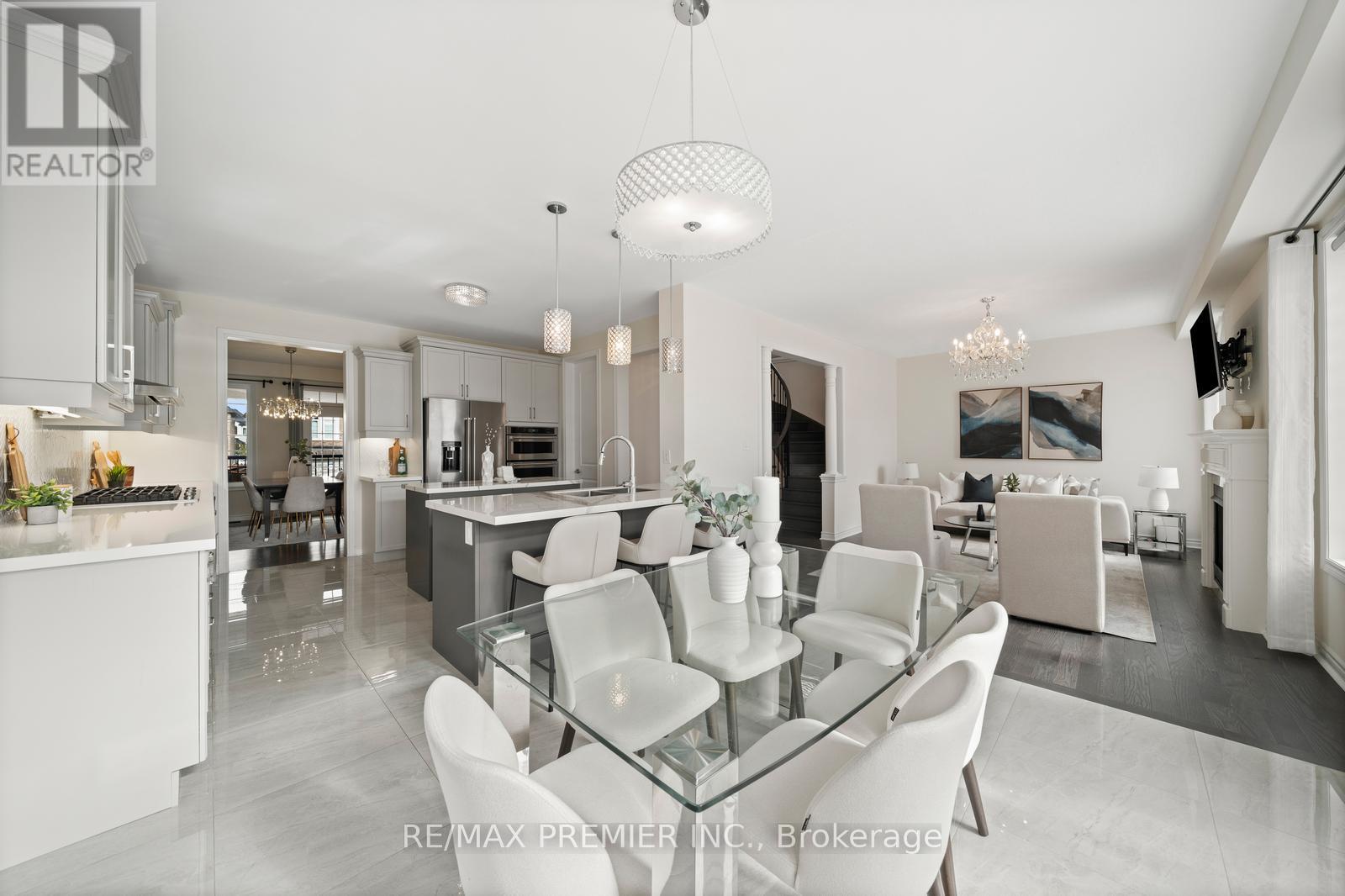30 Bannockburn Drive, Vaughan, Ontario  L4H 4P8 - Photo 12 - N12406833