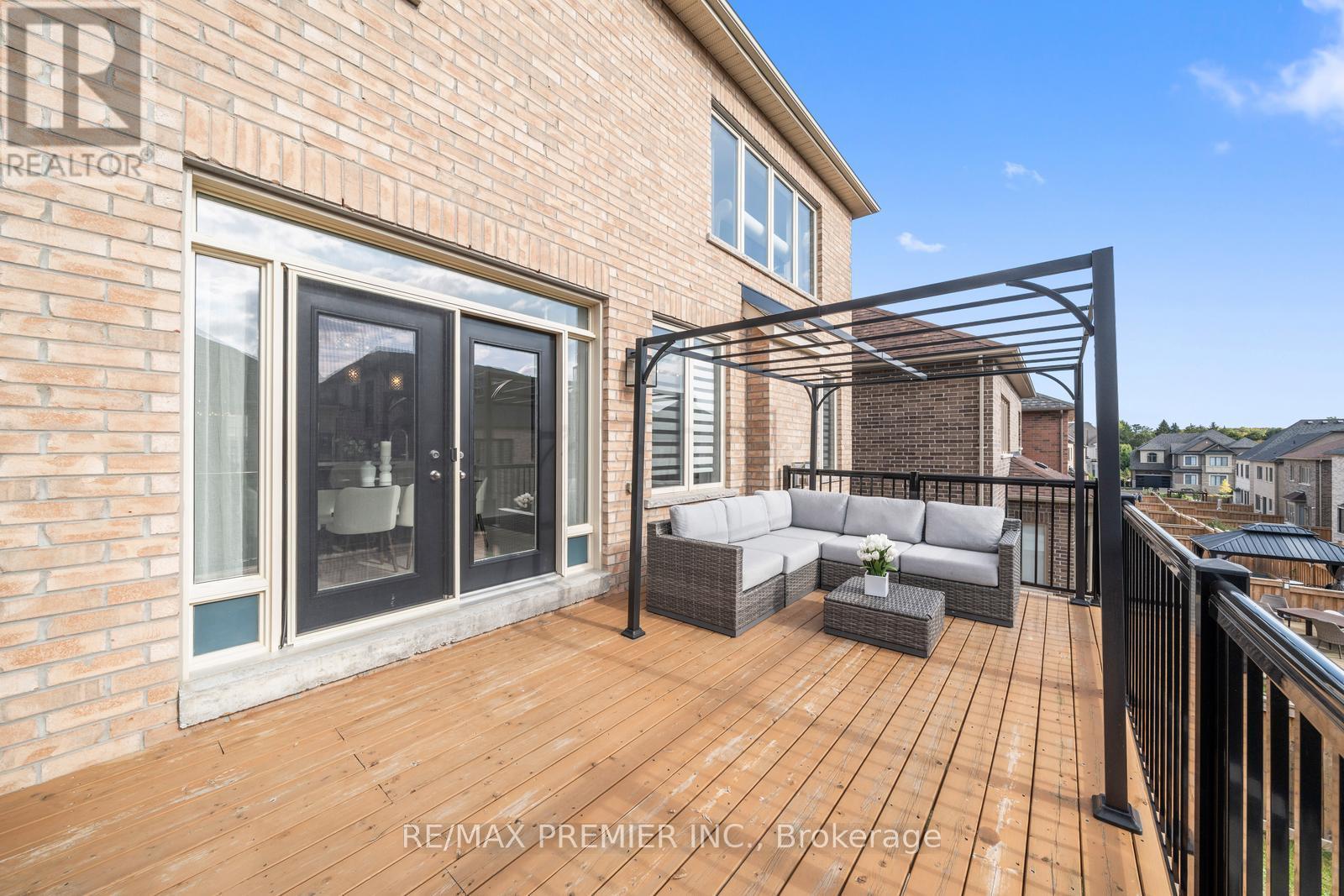 30 Bannockburn Drive, Vaughan, Ontario  L4H 4P8 - Photo 18 - N12406833