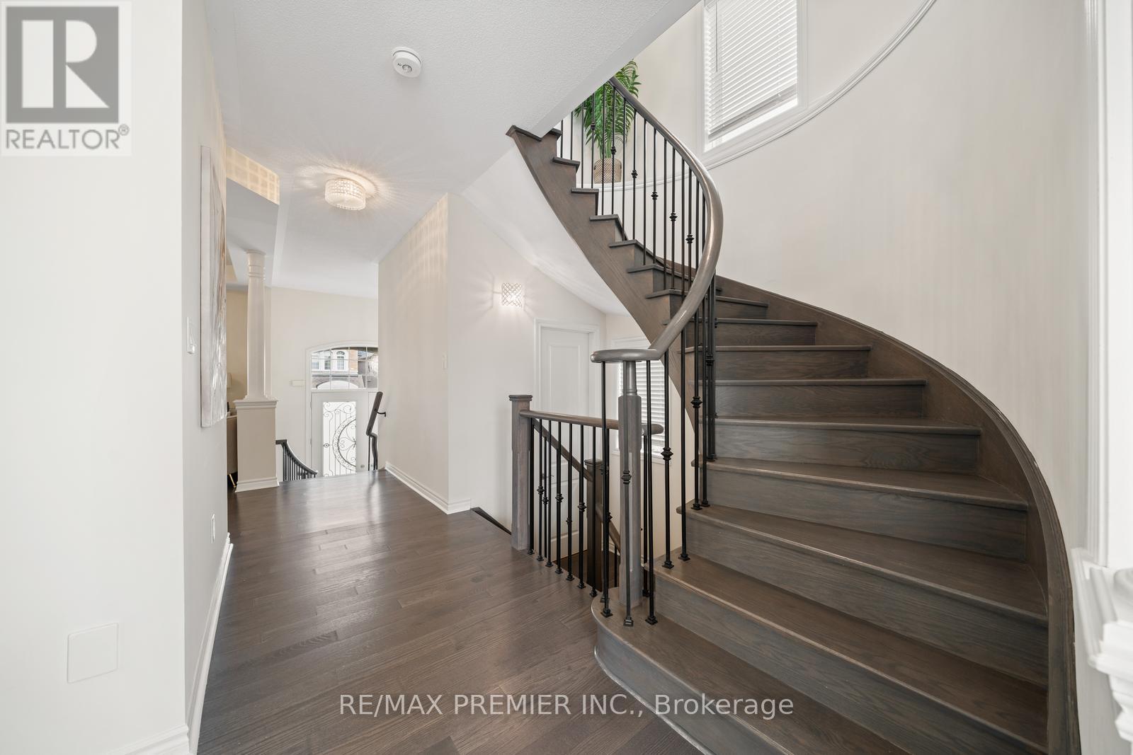 30 Bannockburn Drive, Vaughan, Ontario  L4H 4P8 - Photo 21 - N12406833