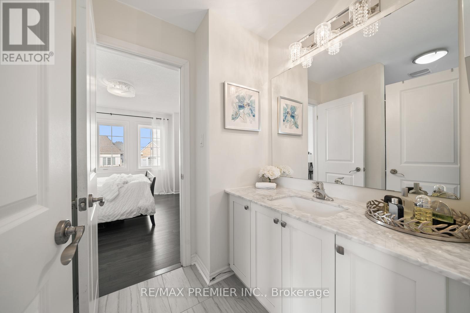 30 Bannockburn Drive, Vaughan, Ontario  L4H 4P8 - Photo 27 - N12406833