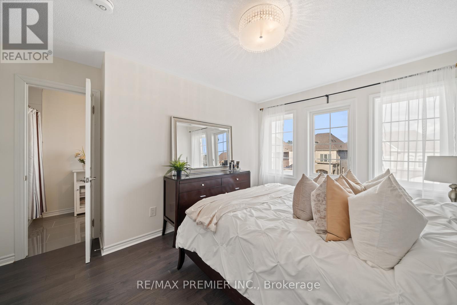 30 Bannockburn Drive, Vaughan, Ontario  L4H 4P8 - Photo 31 - N12406833