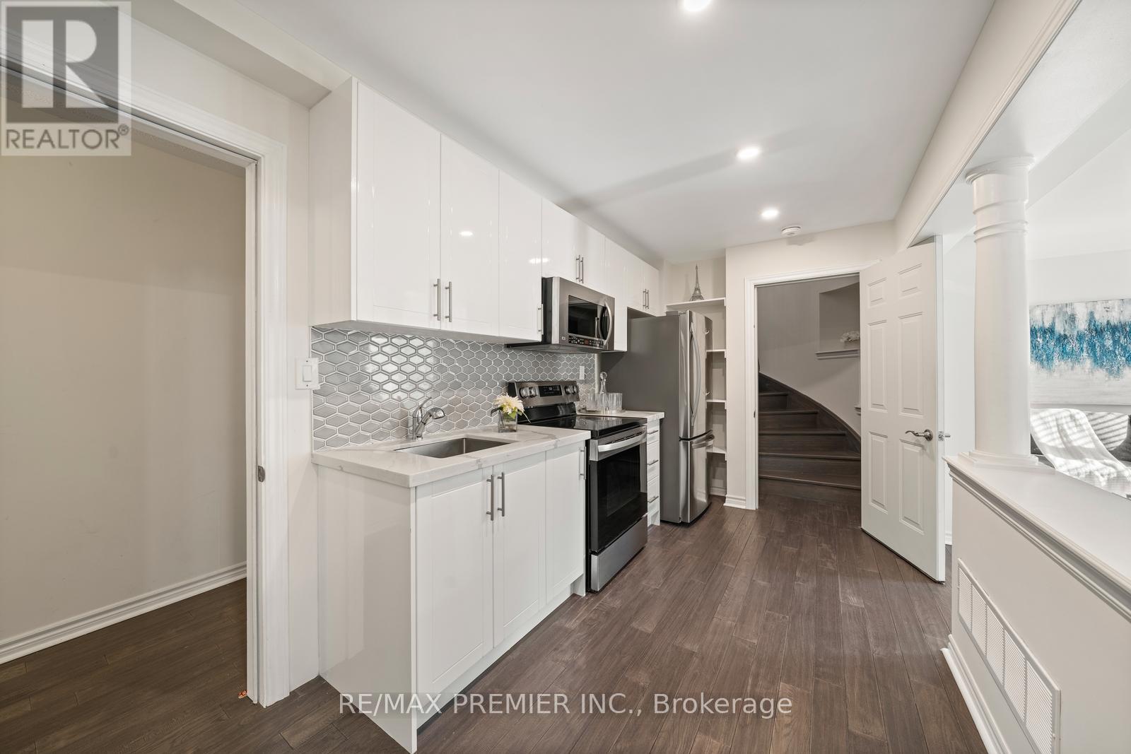 30 Bannockburn Drive, Vaughan, Ontario  L4H 4P8 - Photo 34 - N12406833