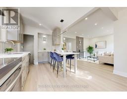 261 Helmer Avenue, Newmarket (Central Newmarket), Ca
