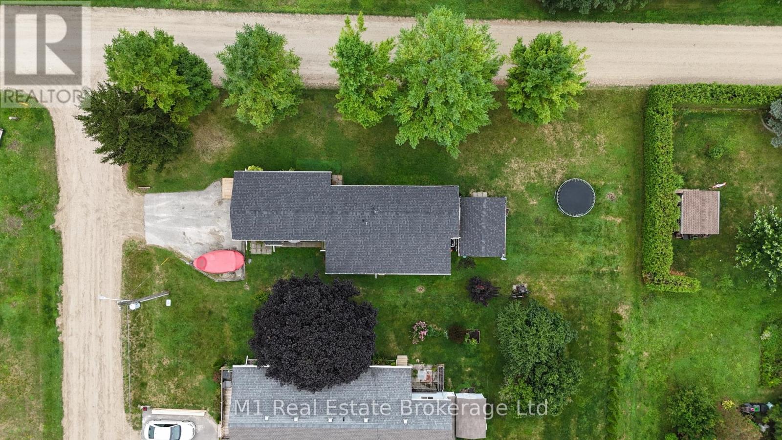 58 2nd Avenue, Wellington North, Ontario  N0G 2K0 - Photo 34 - X12406970