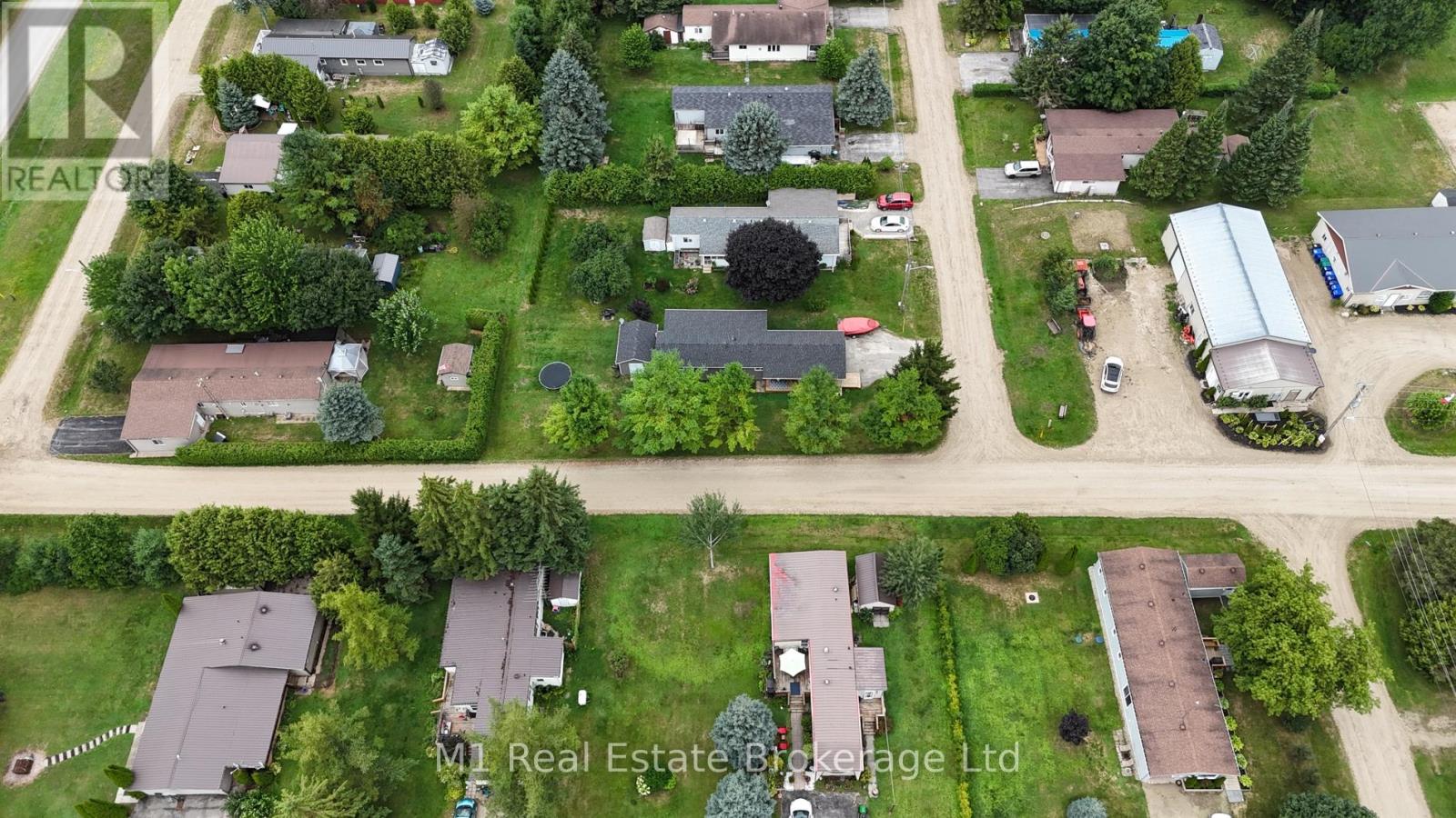 58 2nd Avenue, Wellington North, Ontario  N0G 2K0 - Photo 37 - X12406970