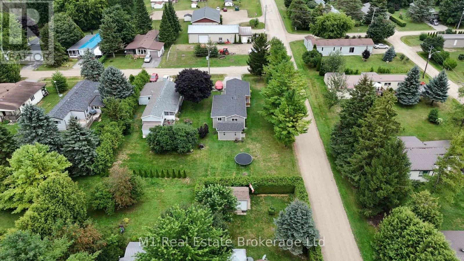 58 2nd Avenue, Wellington North, Ontario  N0G 2K0 - Photo 39 - X12406970