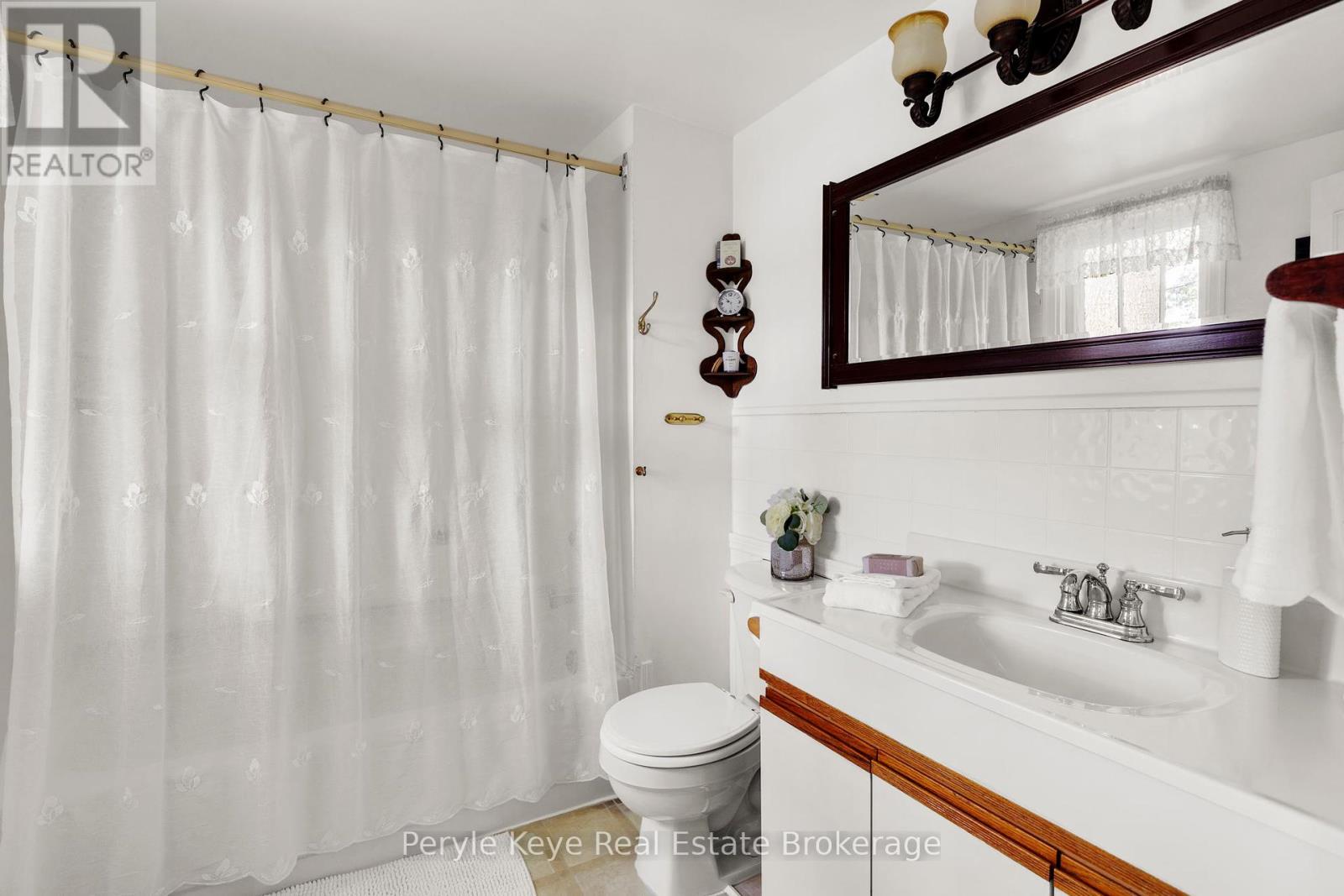 136 Deer Lake Road, Huntsville, Ontario  P0B 1L0 - Photo 30 - X12406976