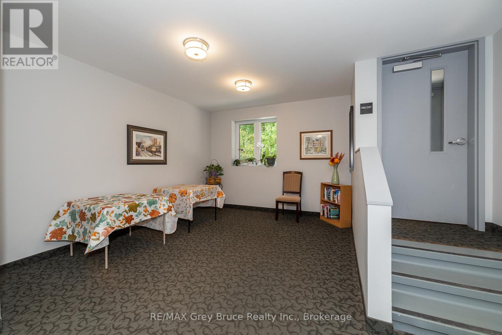 105 - 850 Alpha Street, Owen Sound, Ontario  N4K 5W8 - Photo 24 - X12407021
